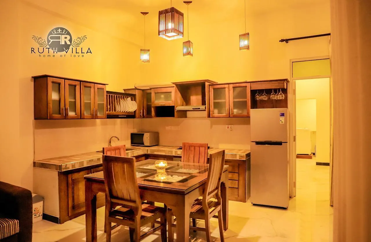Ruth Villa Negombo
