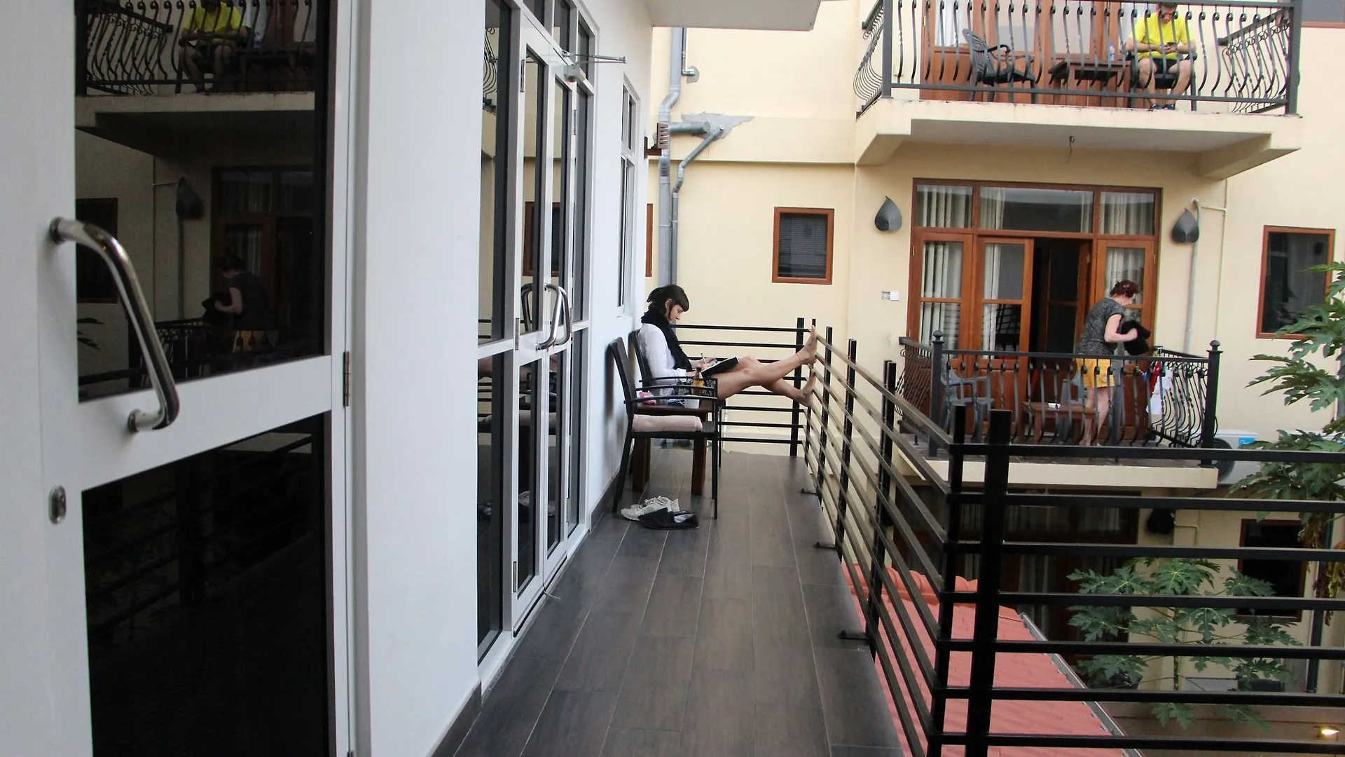 Ruth Villa Negombo