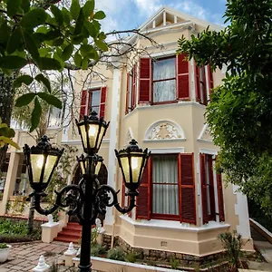 carmichael-guest-house.hotels-capetown.com/